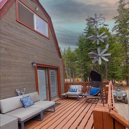 Charming Blue Farmhouse Cabin Duck Creek Village Ngoại thất bức ảnh